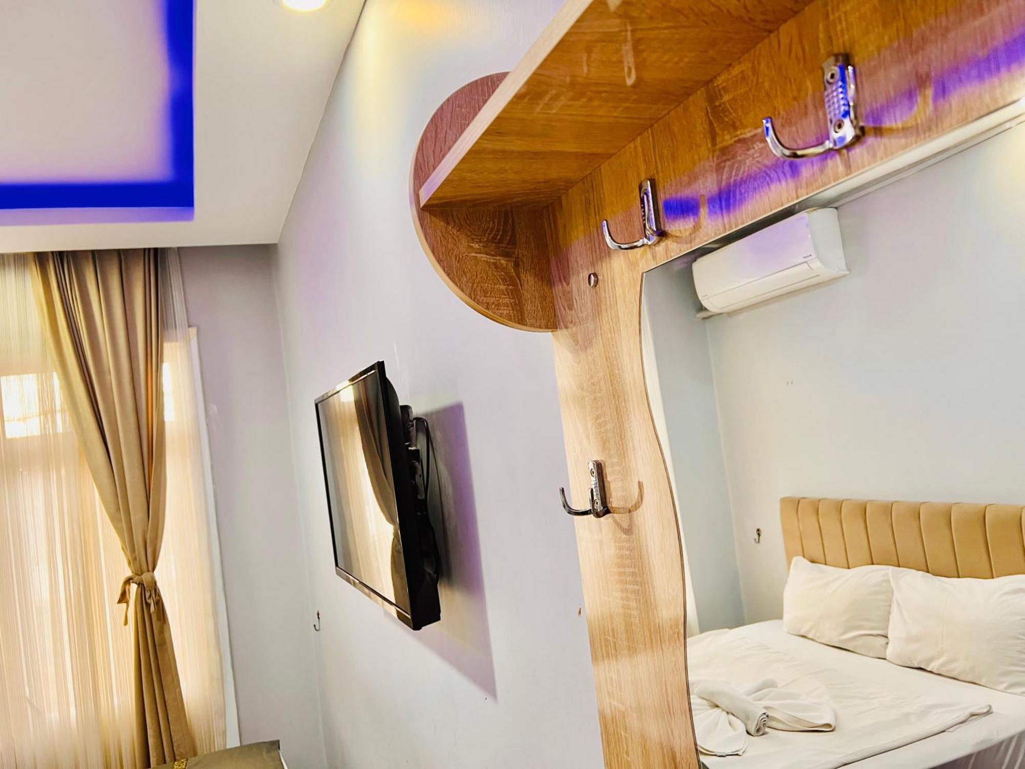 Otel Grand Sami Istanbul Exterior photo