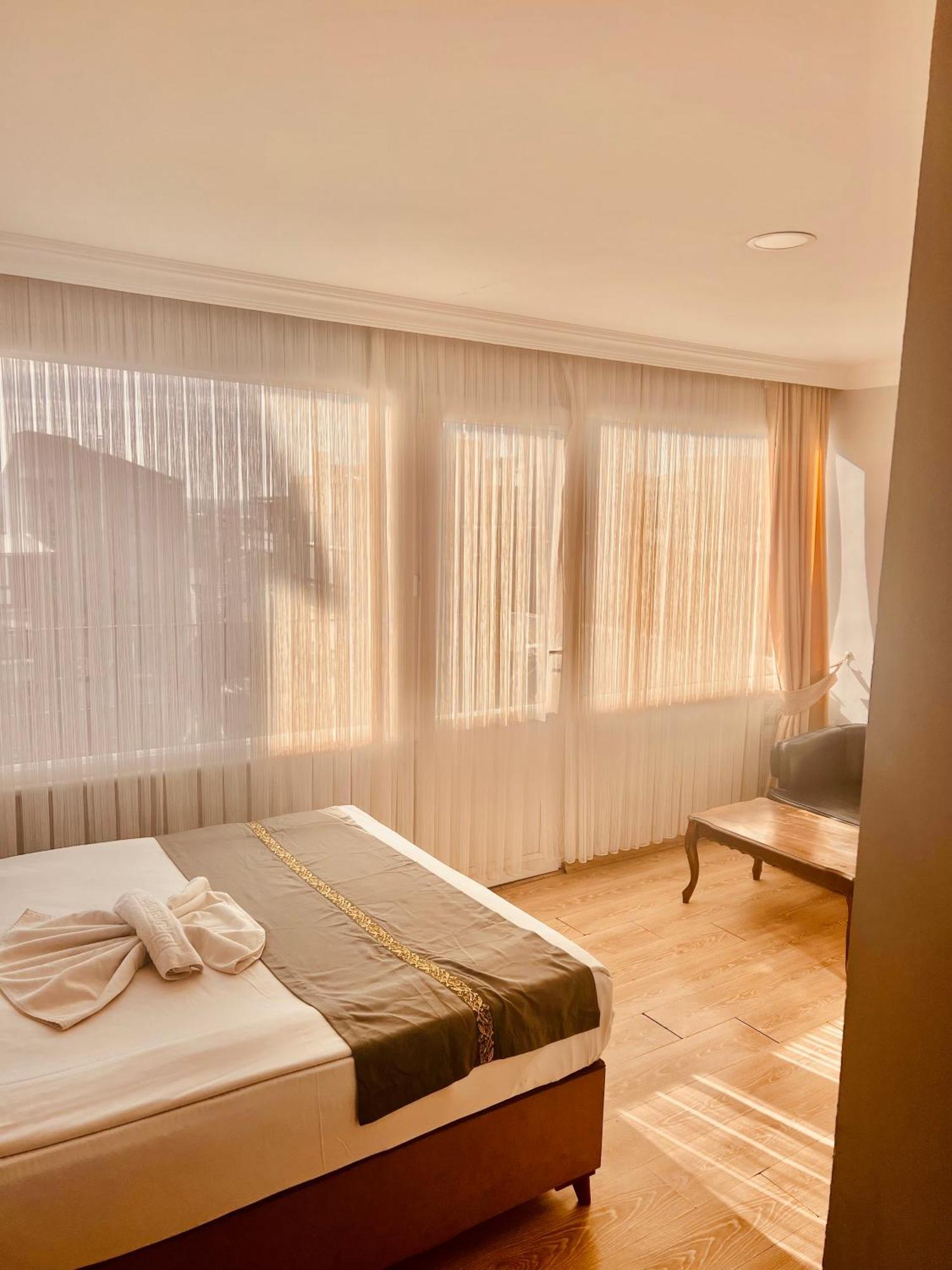 Otel Grand Sami Istanbul Exterior photo